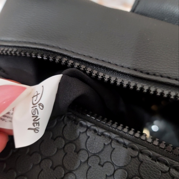 NWT Disney Mickey Mouse Embossed Weekender - Picture 14 of 15